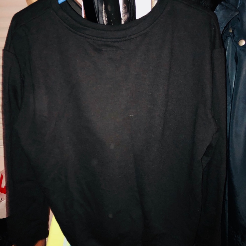 BLACK CREWNECK - Picture 3 of 3